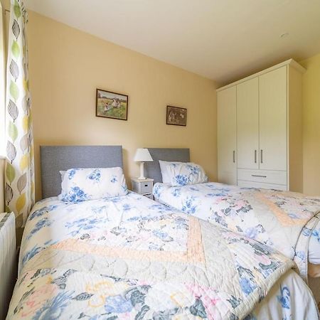 2 Bed Waterfront Property - Close To Courtmacsherry Корк Екстериор снимка