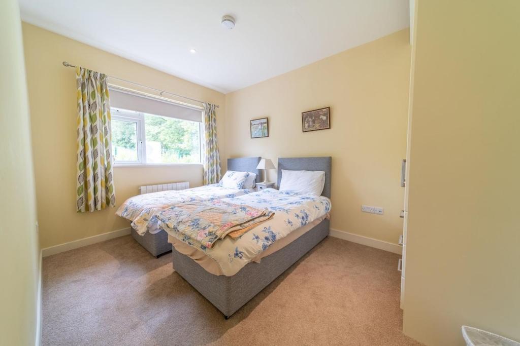 2 Bed Waterfront Property - Close To Courtmacsherry Корк Екстериор снимка