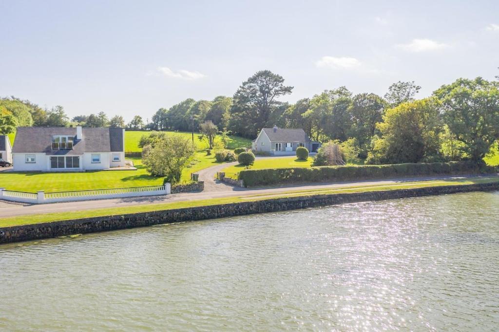 2 Bed Waterfront Property - Close To Courtmacsherry Корк Екстериор снимка
