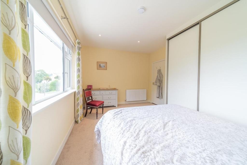 2 Bed Waterfront Property - Close To Courtmacsherry Корк Екстериор снимка